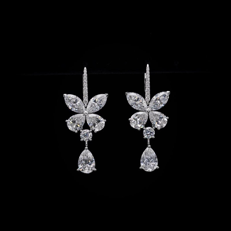 Papillon Éclat Diamond Earrings