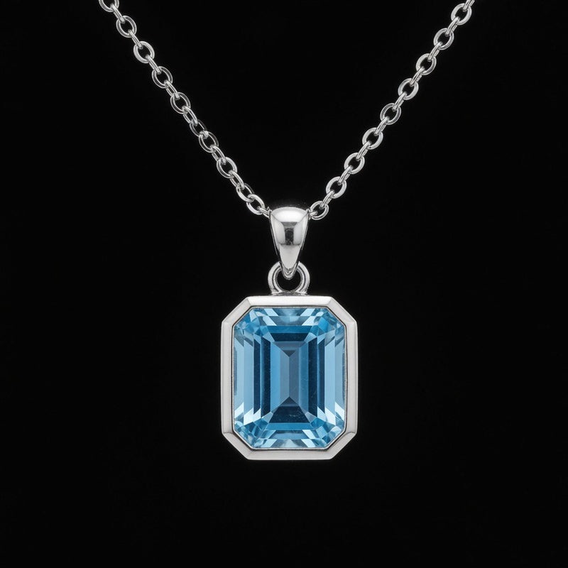 Ciel Emeraude Blue Topaz Pendant