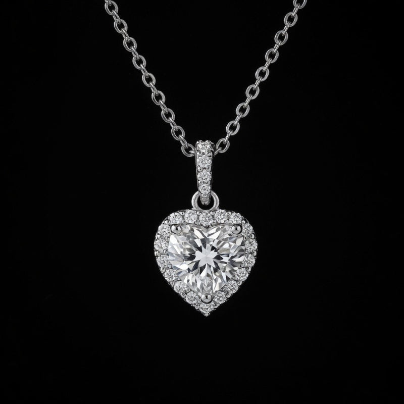 Coeur Céleste – Heart-Cut Diamond Halo Pendant
